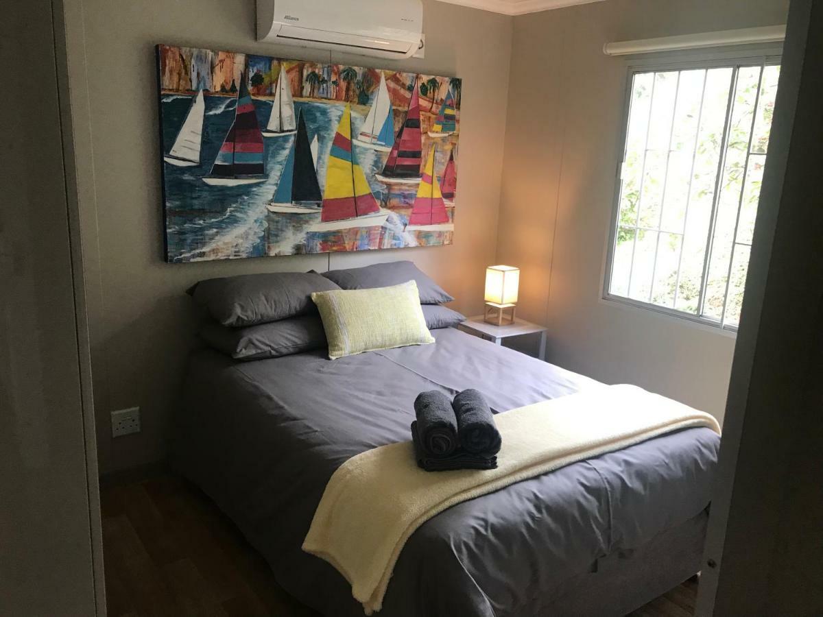 Illovo Beach Inn Amanzimtoti Luaran gambar